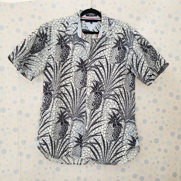 Tommy Hilfiger cotton navy pineapple  button up - Picture 6 of 7